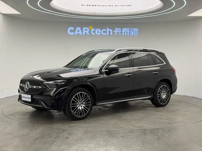Mercedes-Benz GLC 2024 Model GLC 300 L 4MATIC Luxury Model 5 seat – фото 1