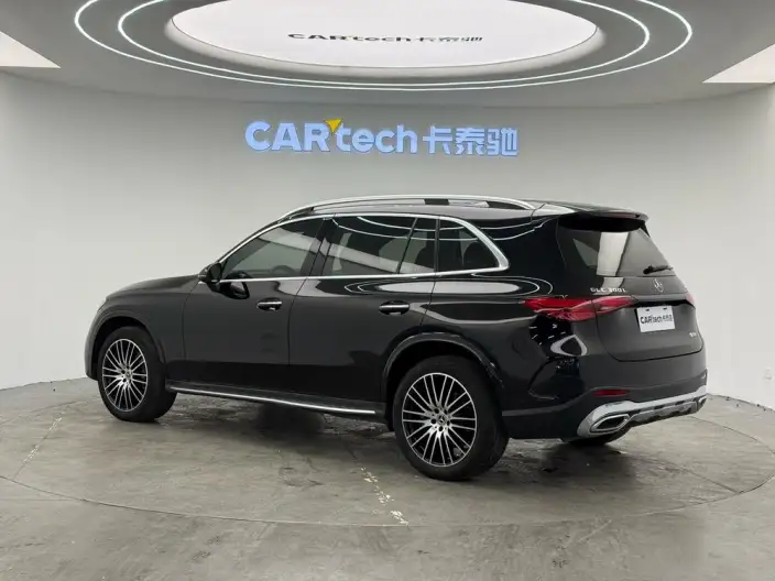 Mercedes-Benz GLC 2024 Model GLC 300 L 4MATIC Luxury Model 5 seat – фото 5