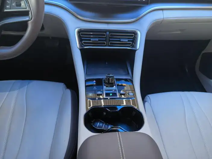BYD Song PLUS EV 2025 Model 520KM Luxury Model – фото 9