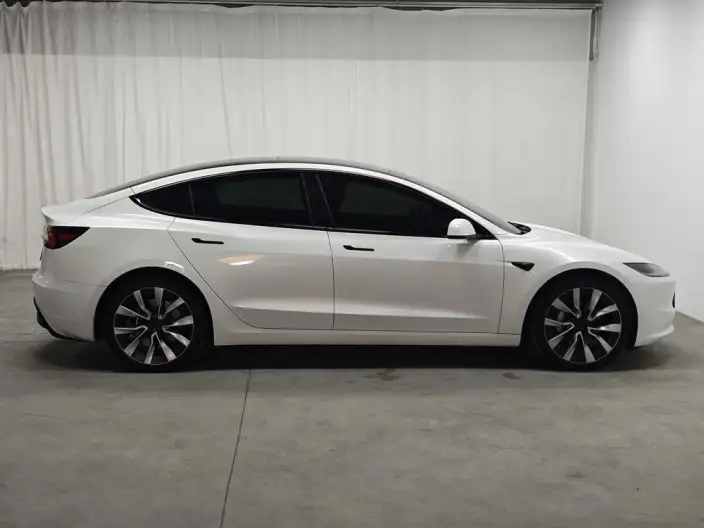 Model 3 2025 Model Rear-wheel drive version – фото 8