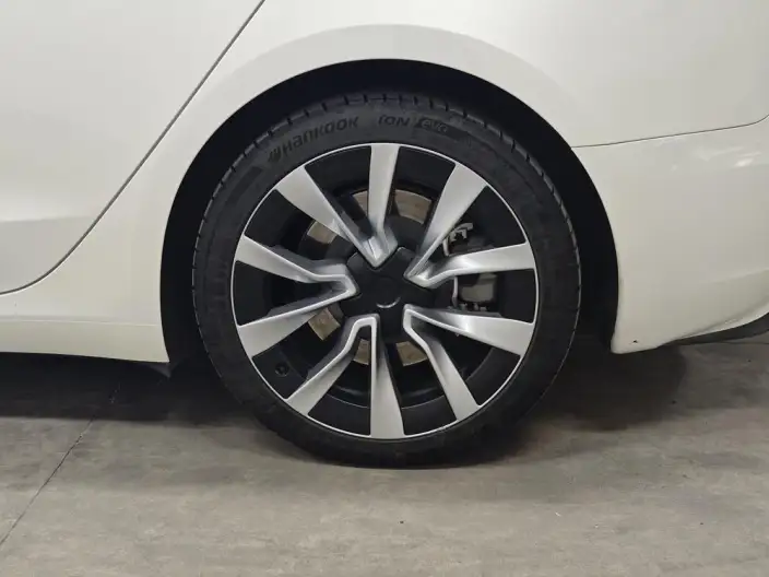 Model 3 2025 Model Rear-wheel drive version – фото 9