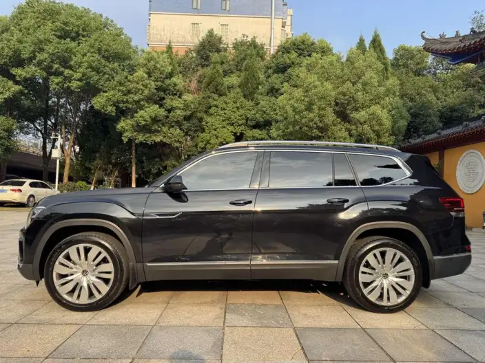 Volkswagen Teramont 2023 Model 380TSI 4WD Respect Ultimate Edition – фото 4