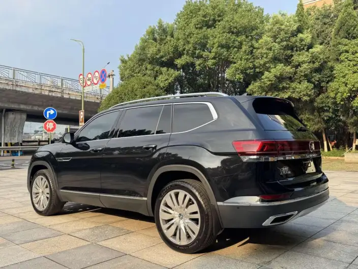 Volkswagen Teramont 2023 Model 380TSI 4WD Respect Ultimate Edition – фото 5