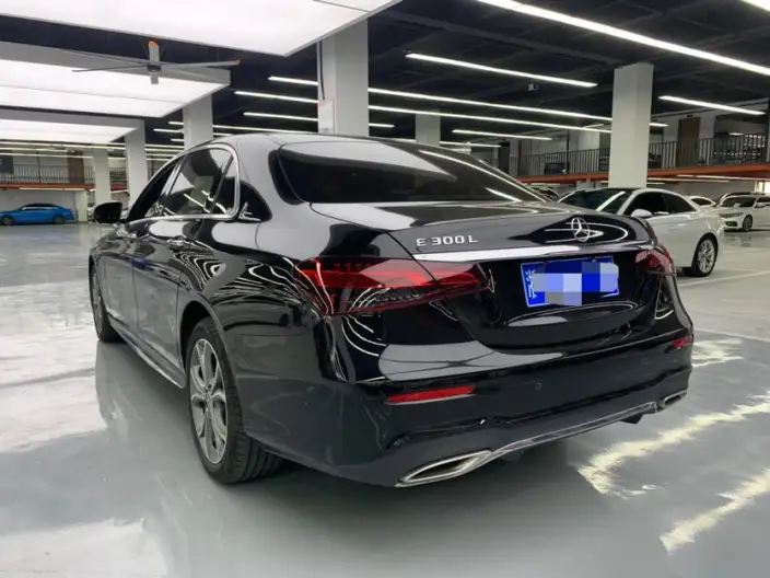 Mercedes-Benz E-Class 2023 Model Facelift E 300 L Fashion Model Sports sedan – фото 4