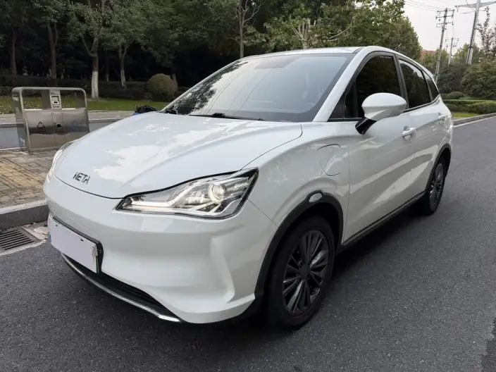 Neta V 2022 Model Trendy 400