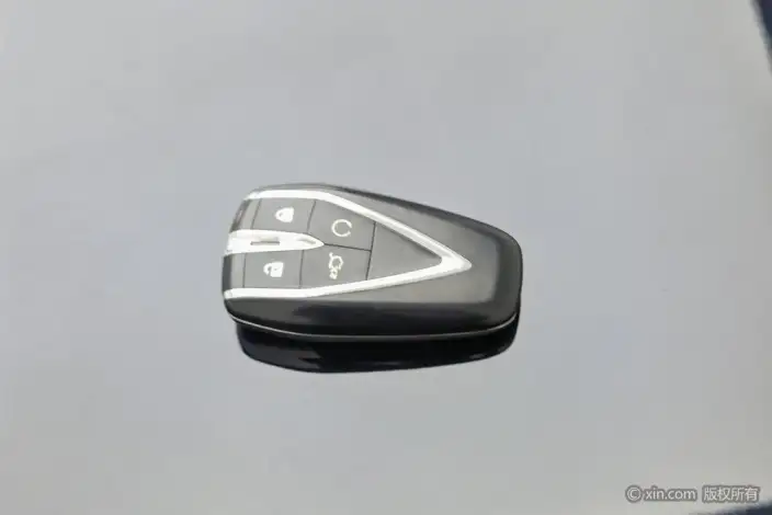 Changan UNI-V 2023 Model 1.5T Noble Model – фото 6