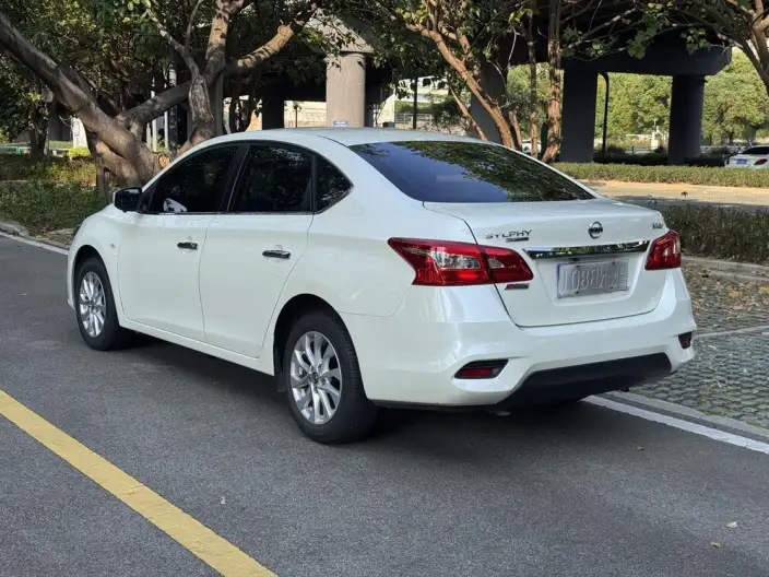 Nissan Sylphy 2022 Model Classic 1.6 XE CVT Comfort Edition – фото 4
