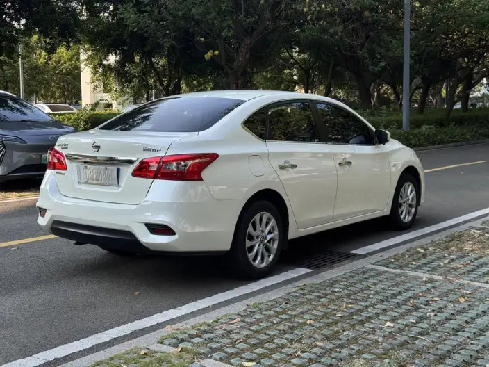 Nissan Sylphy 2022 Model Classic 1.6 XE CVT Comfort Edition – фото 6