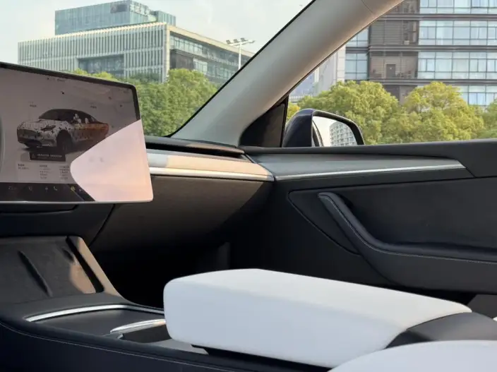 Model Y 2024 Model Rear-wheel drive version – фото 10