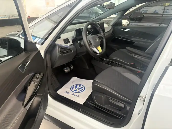 Volkswagen ID.3 2023 Model Pure Smart Edition – фото 8