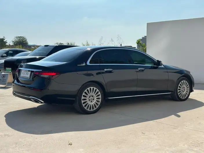 Mercedes-Benz E-Class 2022 Model Facelift E 300 L Luxury Model sedan – фото 6