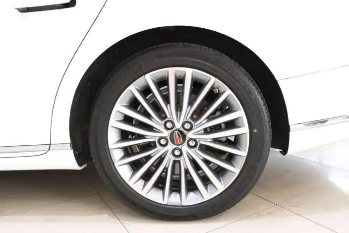 HONGQI H9 2020 Model Facelift 2.0T Flag Enjoy Edition – фото 7