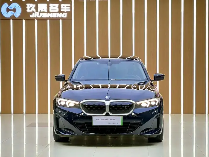 BMW i3 2025 Model eDrive35L – фото 2