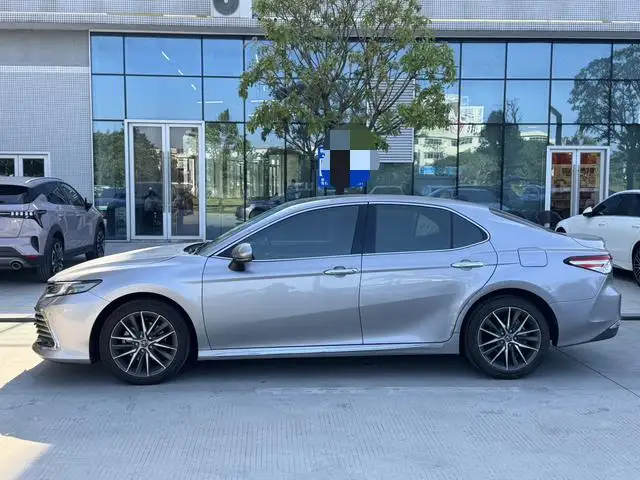 Toyota Camry 2023 Model 2.5G Deluxe Edition – фото 3