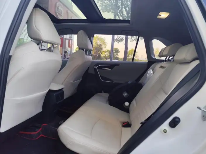 Toyota Wildlander 2023 Model Hybrid 2.5L 2WD Luxury PLUS Edition – фото 9