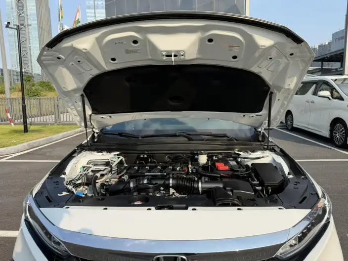 Honda Accord 2022 Model 260TURBO Deluxe Edition – фото 8