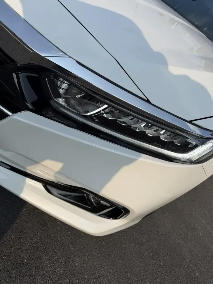 Honda Accord 2022 Model 260TURBO Deluxe Edition – фото 10