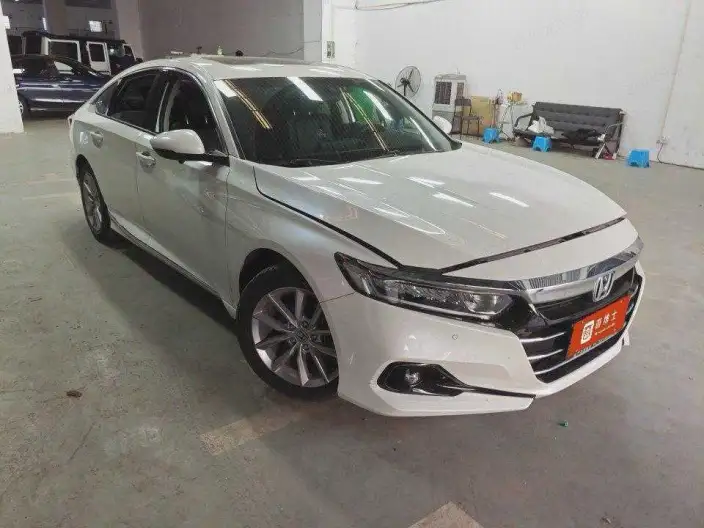 Honda Accord 2022 Model 260TURBO Deluxe Edition – фото 2