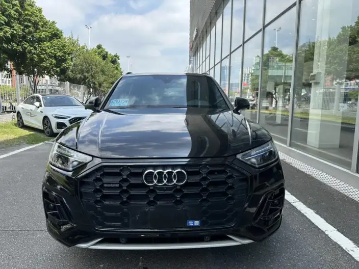 Audi Q5L 2023 Model 40T Luxury Dynamic Model – фото 2