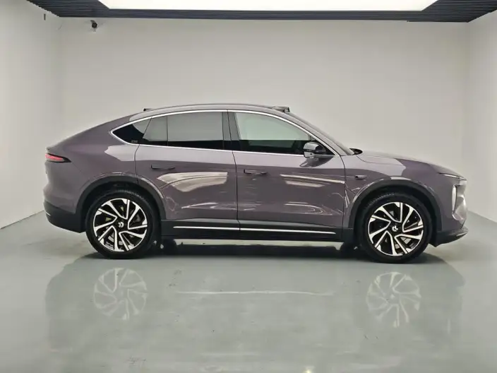 NIO EC6 2024 Model 75kWh – фото 8