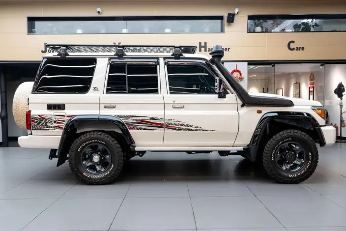 Rand Coolouse 70 2023 Model 4.0L Manual 4WD 5 seat Parallel Imported – фото 5