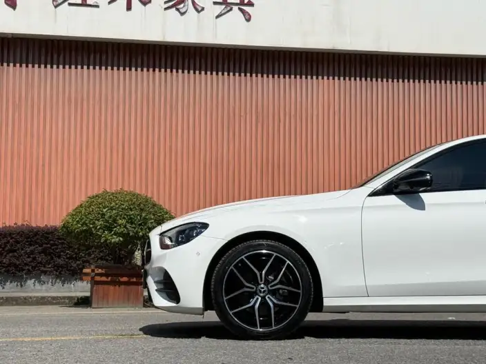 Mercedes-Benz E-Class Imported 2023 Model E 300 Luxury Model Sports Edition – фото 7