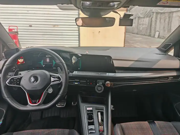 Volkswagen Golf GTI 2021 Model 380TSI DSG GTI – фото 8