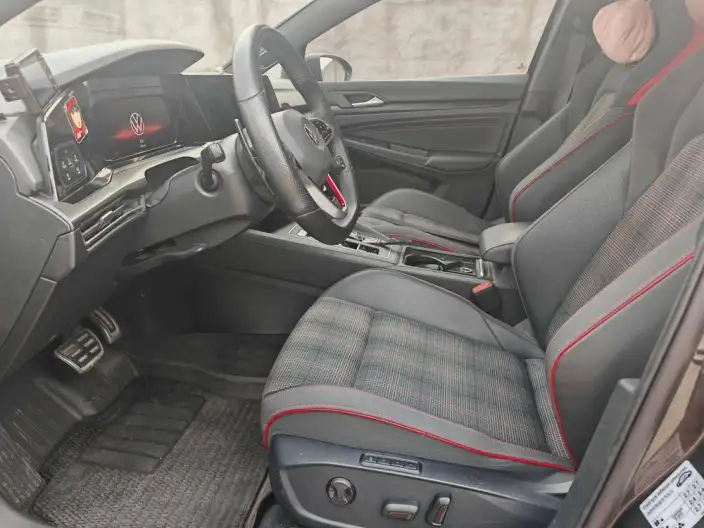 Volkswagen Golf GTI 2021 Model 380TSI DSG GTI – фото 10