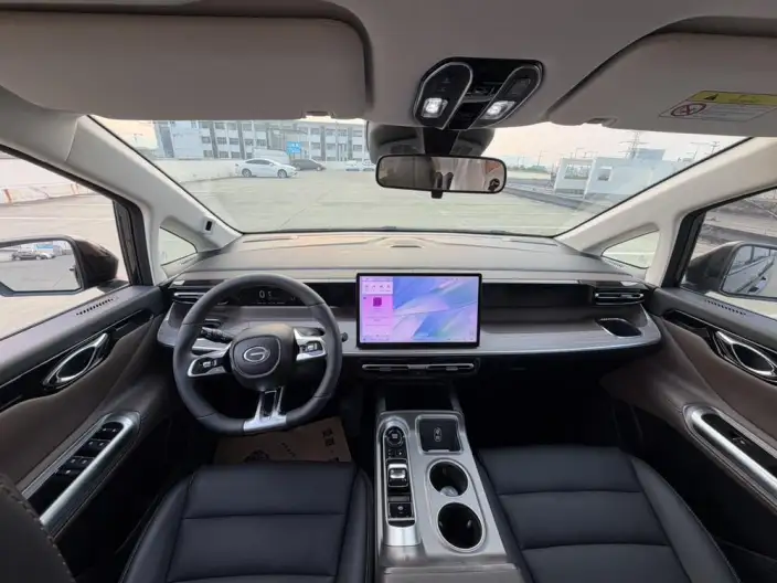 GAC Trumpchi E8 PHEV 2024 Model 2.0ATK 150km MAX Edition – фото 8