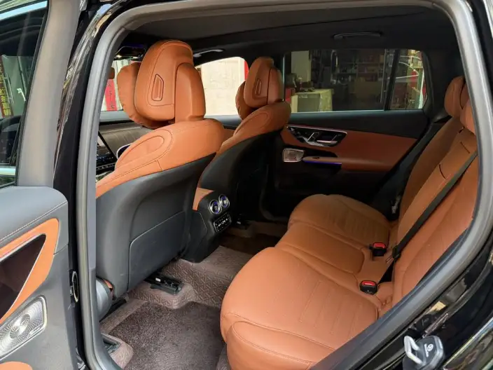 Mercedes-Benz GLC 2026 Model GLC 300 L 4MATIC Dynamic Model 5 seat – фото 10