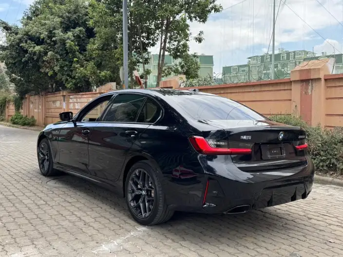 BMW 3 Series 2025 Model 330Li M Sports Night Set – фото 4