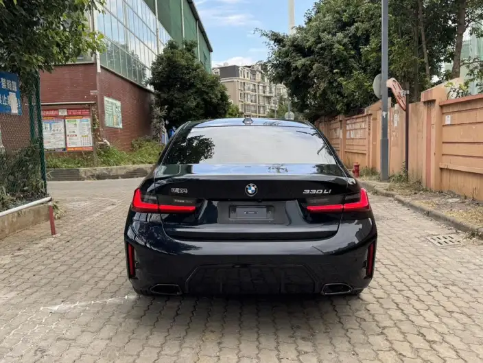 BMW 3 Series 2025 Model 330Li M Sports Night Set – фото 5