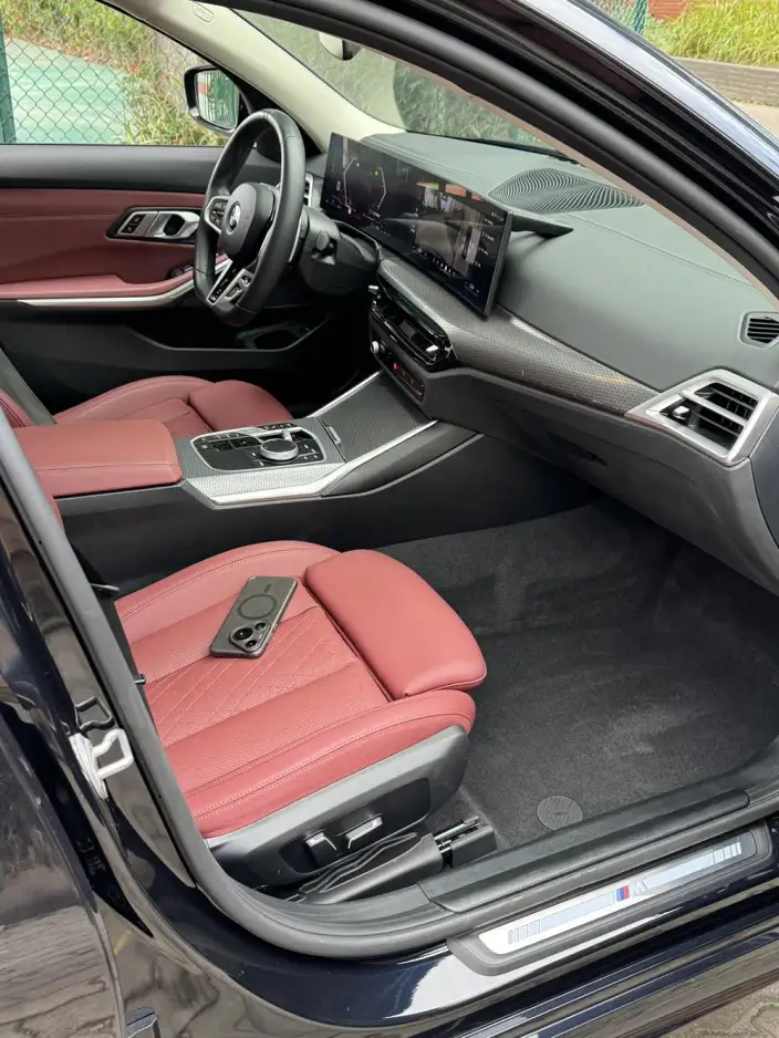 BMW 3 Series 2025 Model 330Li M Sports Night Set – фото 10