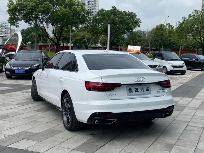 Audi A4 L 2022 Model 40 TFSI Luxury Dynamic Model – фото 5