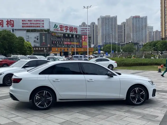 Audi A4 L 2022 Model 40 TFSI Luxury Dynamic Model – фото 8