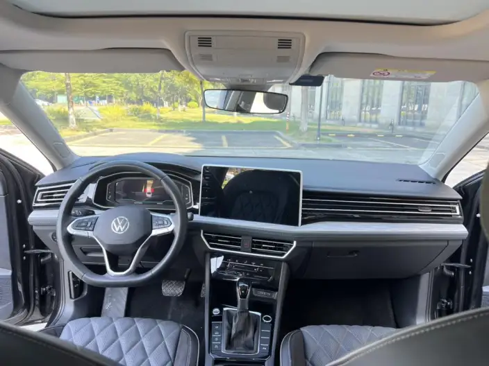 Volkswagen Sagitar 2023 Model 300TSI DSG Superior Edition – фото 9