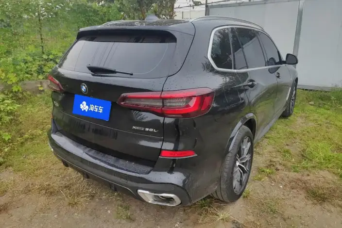 BMW X5 2022 Model xDrive 30Li Exclusive Model M Sports Set – фото 3