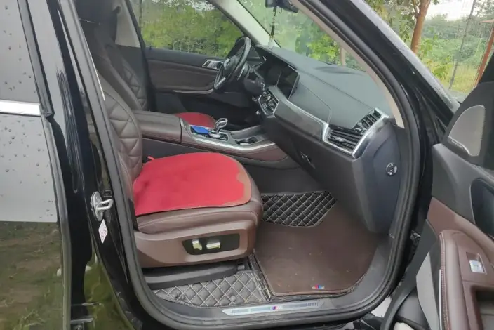 BMW X5 2022 Model xDrive 30Li Exclusive Model M Sports Set – фото 9