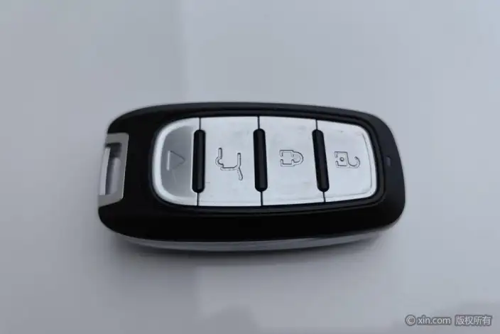 DFM AX7 2023 Model Mach Version 1.5T DCT DF41 – фото 6