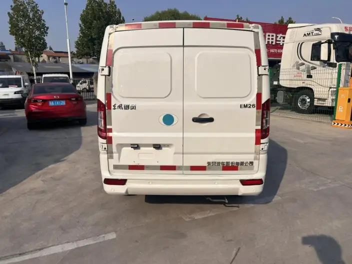 Dongfeng Yufeng EM26 2023 Model High-end Edition 41.86kWh CATL – фото 5
