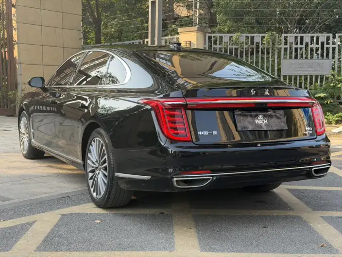 HONGQI H9 2022 Model 2.0T Smart Flag Enjoy Edition – фото 4