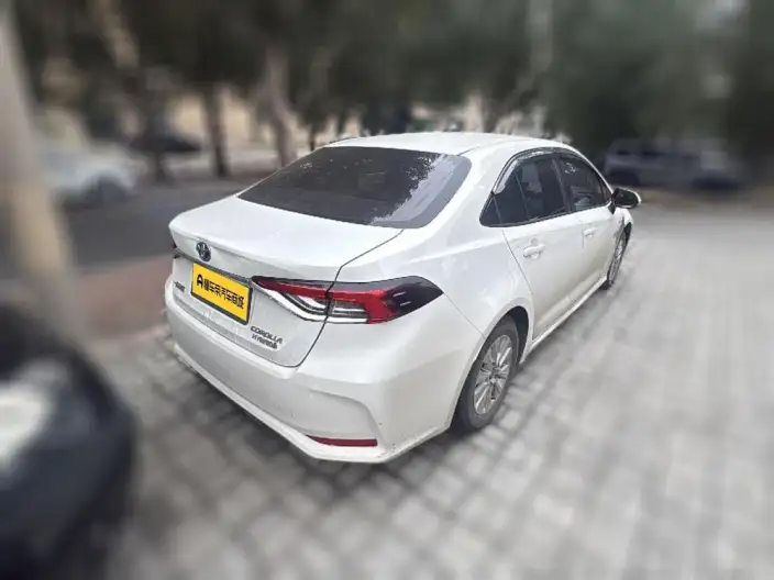 Toyota Corolla 2023 Model Intelligent Hybrid 1.8L E-CVT Pioneer Edition – фото 2