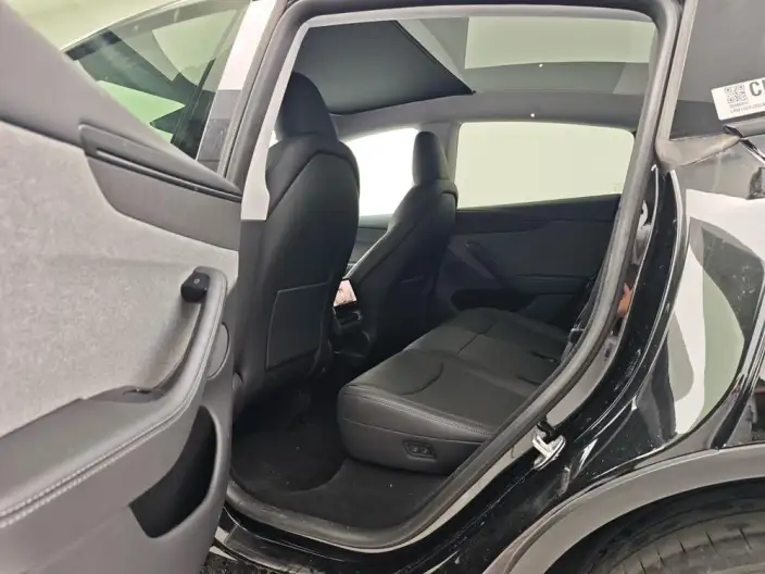 Model Y 2025 Model Rear-wheel drive version – фото 10