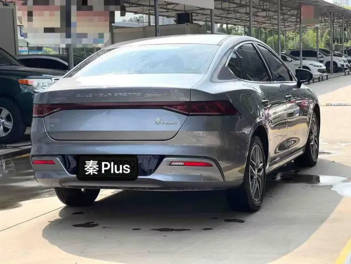 Qin Plus EV 2024 Model Honor Edition 510KM Leading Model – фото 6