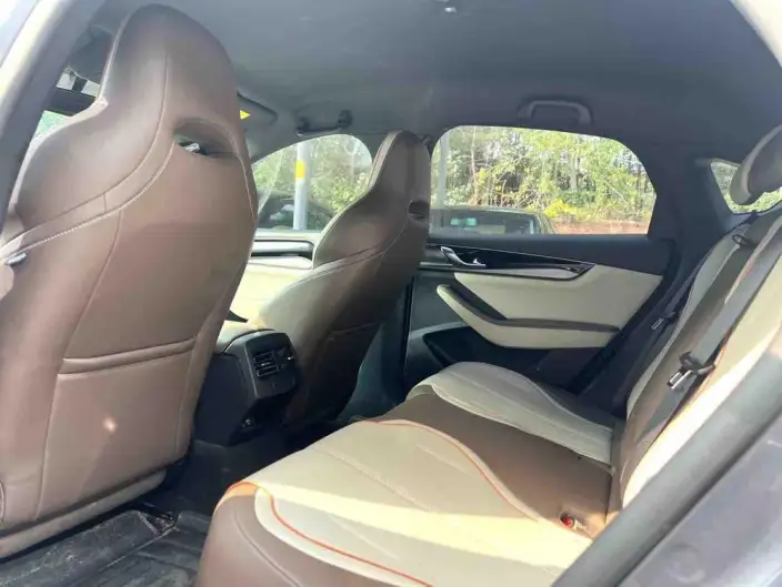 Qin Plus EV 2024 Model Honor Edition 510KM Leading Model – фото 10
