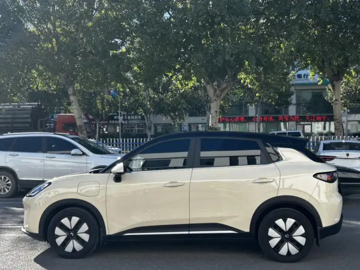 Wuling BingoS 2025 Model 325km Exclusive Model – фото 4