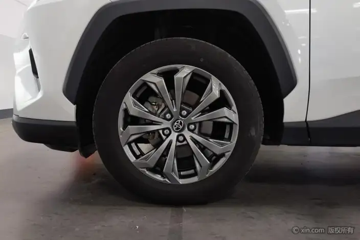 Toyota RAV4 2023 Model 2.0L CVT 2WD Fashion PLUS Edition – фото 10