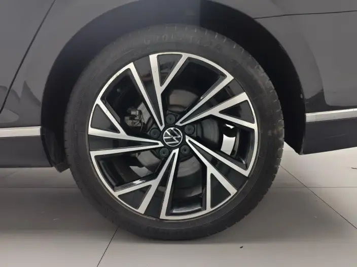 Volkswagen Magotan 2020 Model 330TSI DSG Luxury Model – фото 9