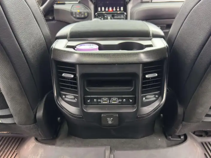 Rampage 2022 Model 6.2T Automatic 4WD 5 seat Parallel Imported – фото 6