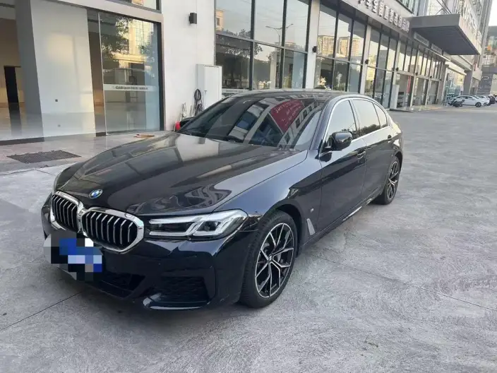 BMW 5 Series 2023 Model Facelift 530Li Exclusive Model M Sports Set – фото 1